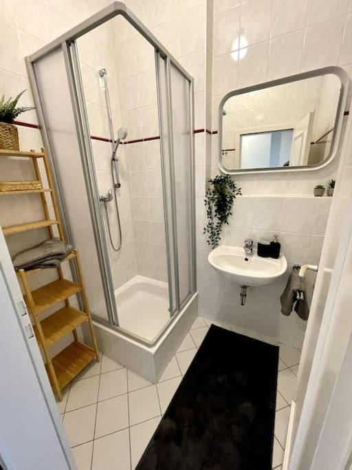 Апартаменты Casarina - Stilvoller Altbau In Zentraler Lage Дрезден Экстерьер фото