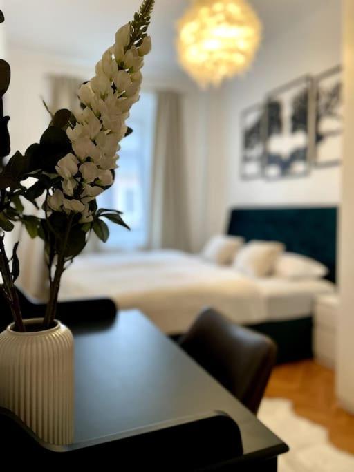 Апартаменты Casarina - Stilvoller Altbau In Zentraler Lage Дрезден Экстерьер фото