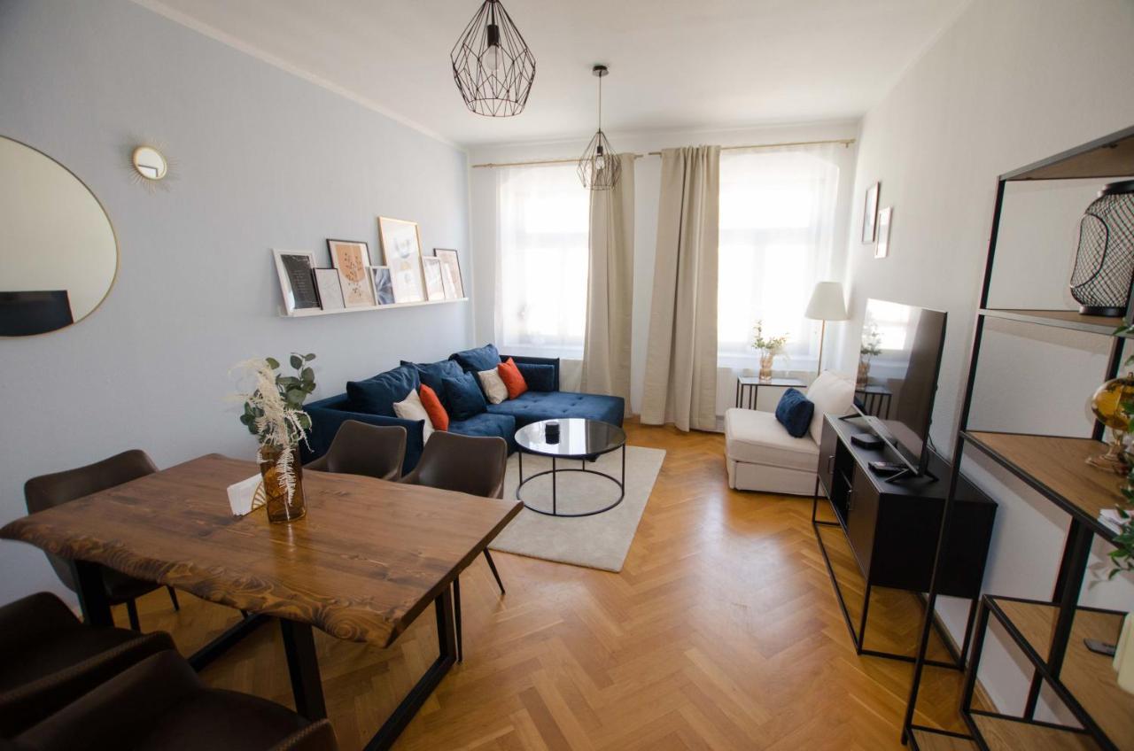 Апартаменты Casarina - Stilvoller Altbau In Zentraler Lage Дрезден Экстерьер фото