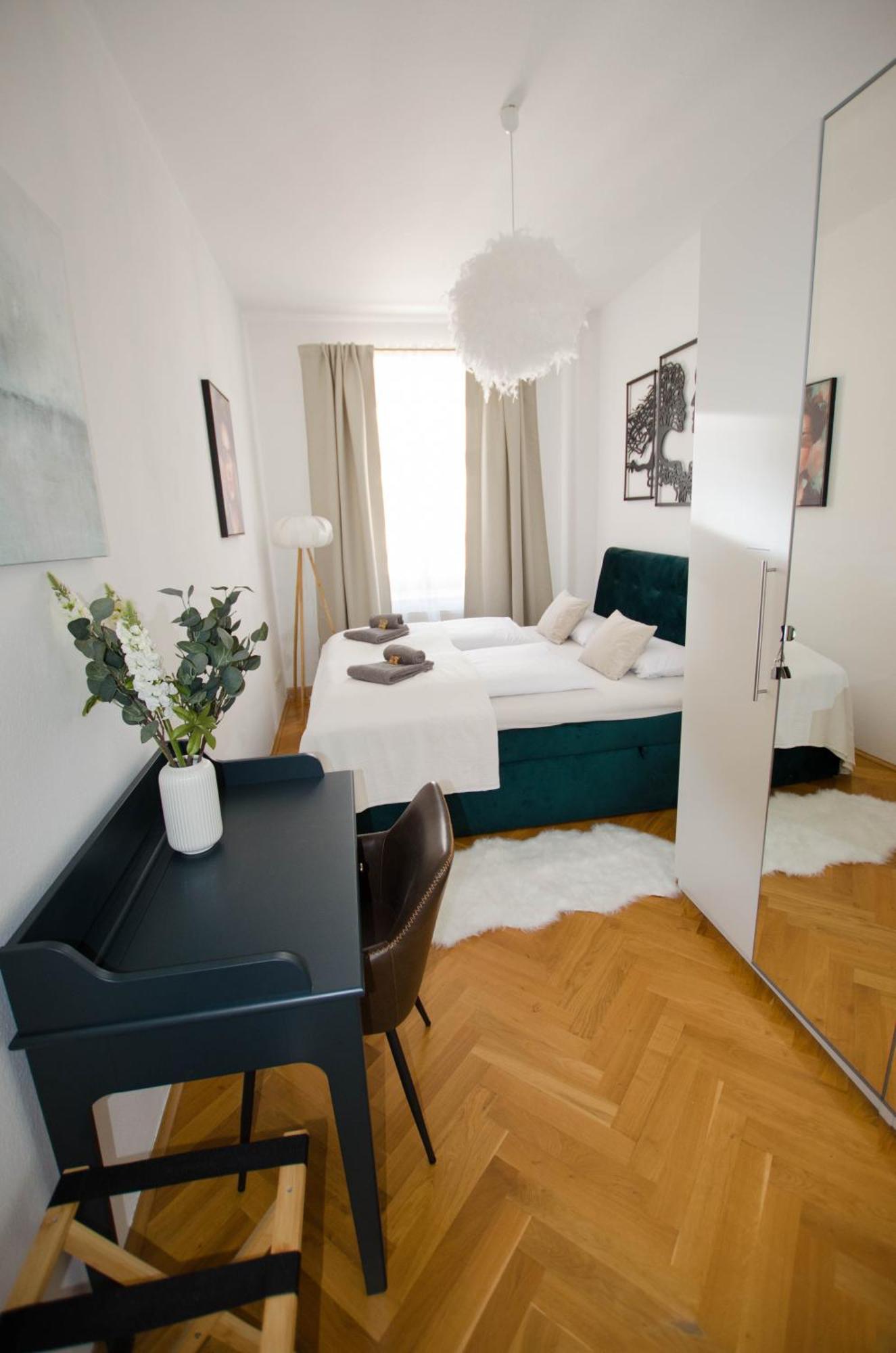 Апартаменты Casarina - Stilvoller Altbau In Zentraler Lage Дрезден Экстерьер фото
